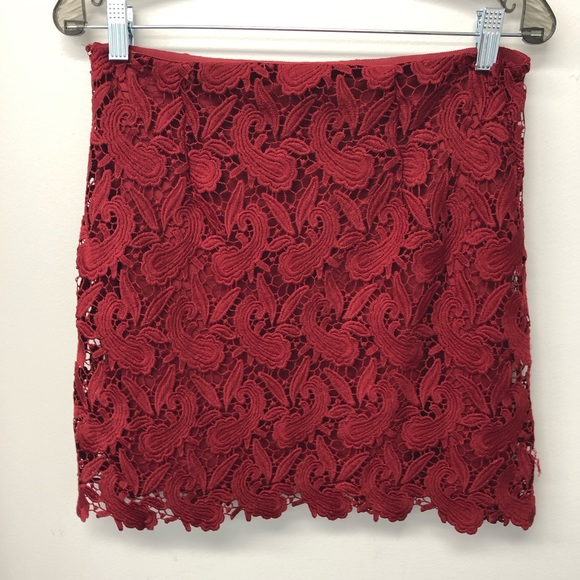 Express | Red Lace Skirt - Picture 2 of 7